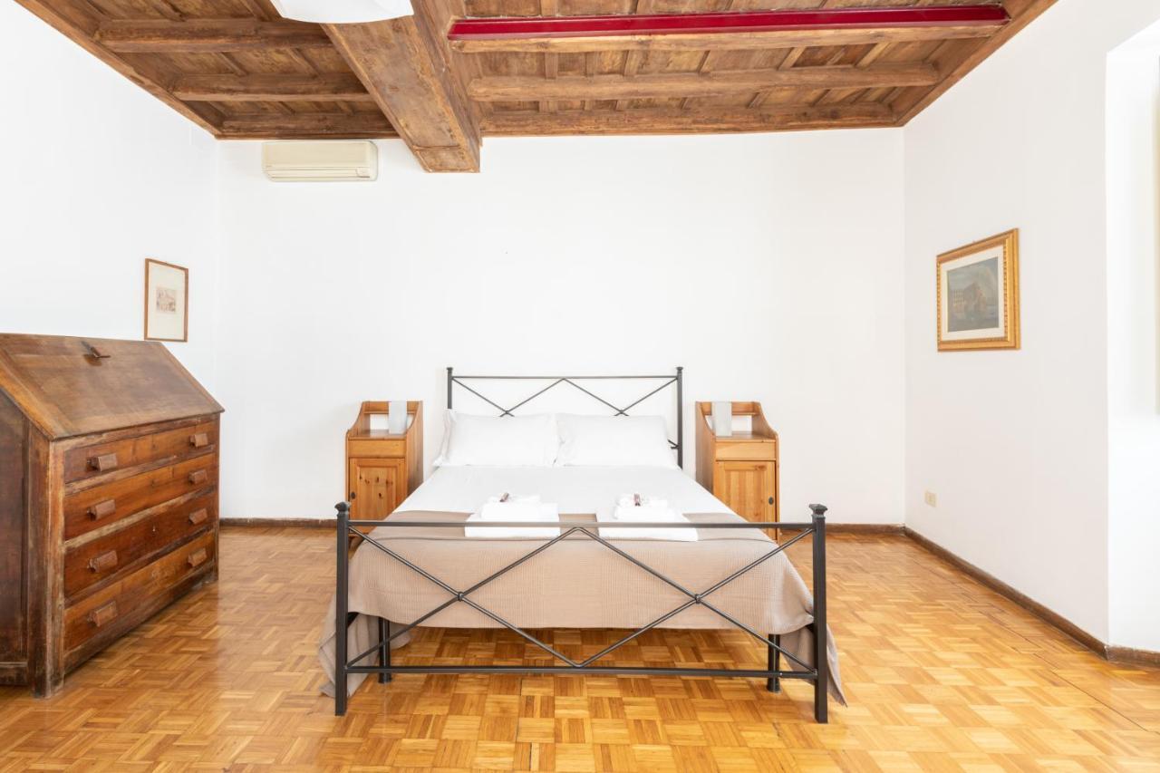 Spectacularly Bright, By Piazza Navona And The Pantheon - A/C, Wifi, Elevator Apartment Rome Exterior photo